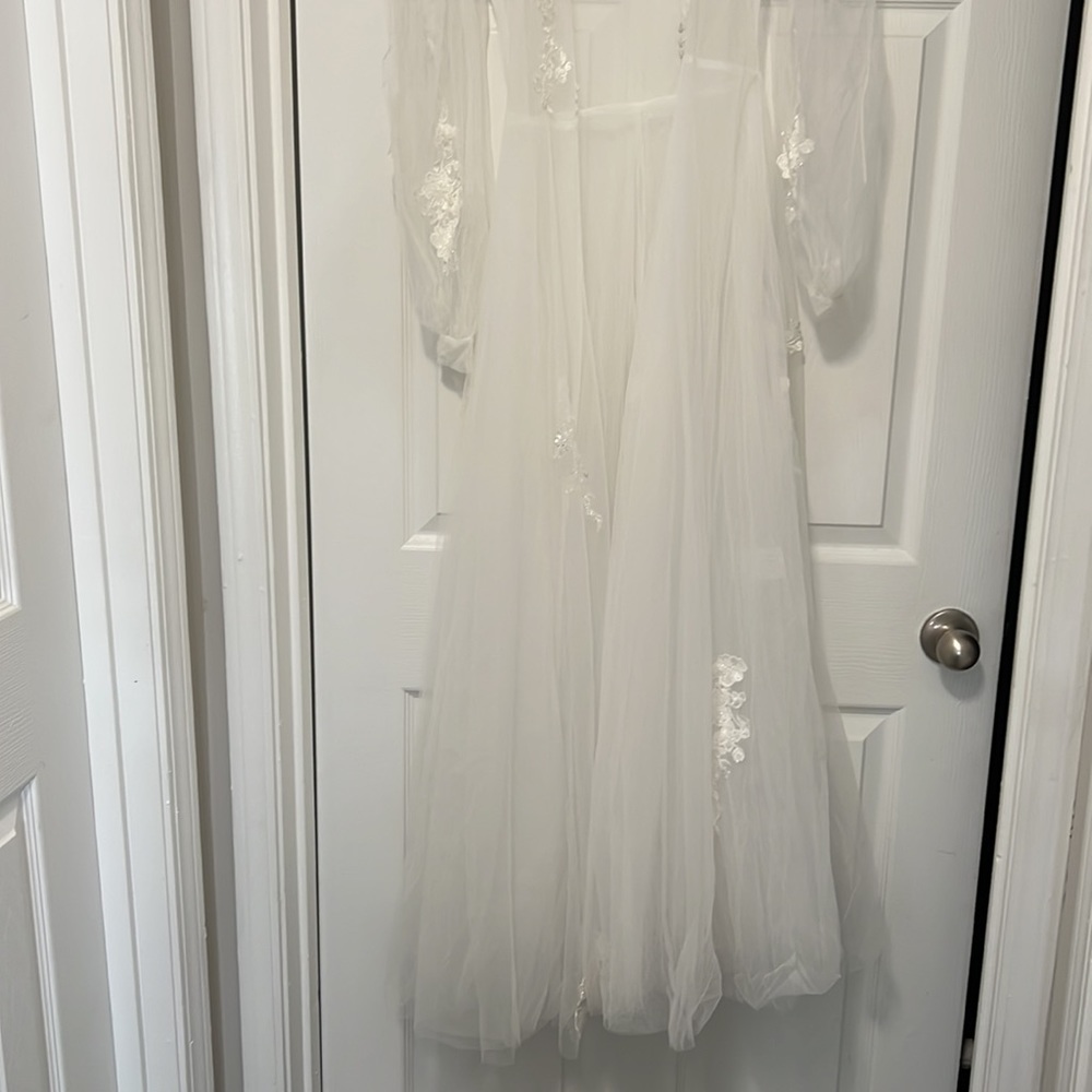 Bridal Robe - Picture 2 of 7